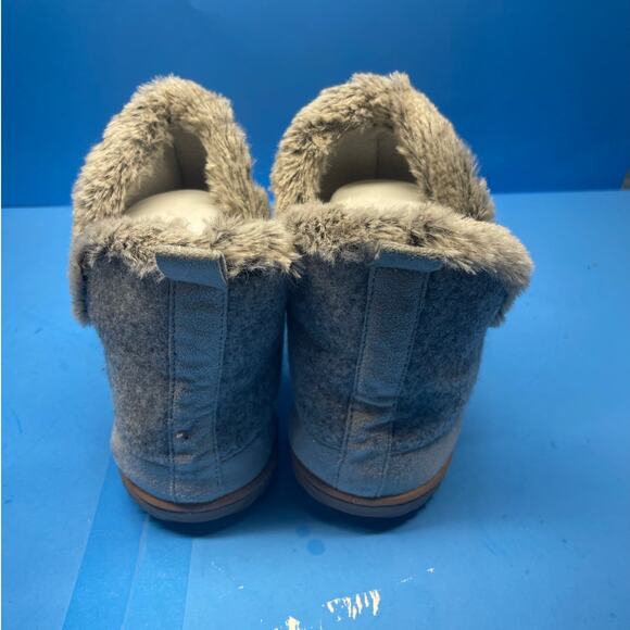DEARFOAMS Fur Lined Women Bootie Slippers Memory Foam Size 11-12 - Picture 4 of 10